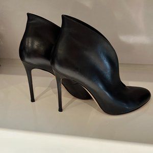 Gianvito Rossi Rossi Stiletto heel Black leather shoes